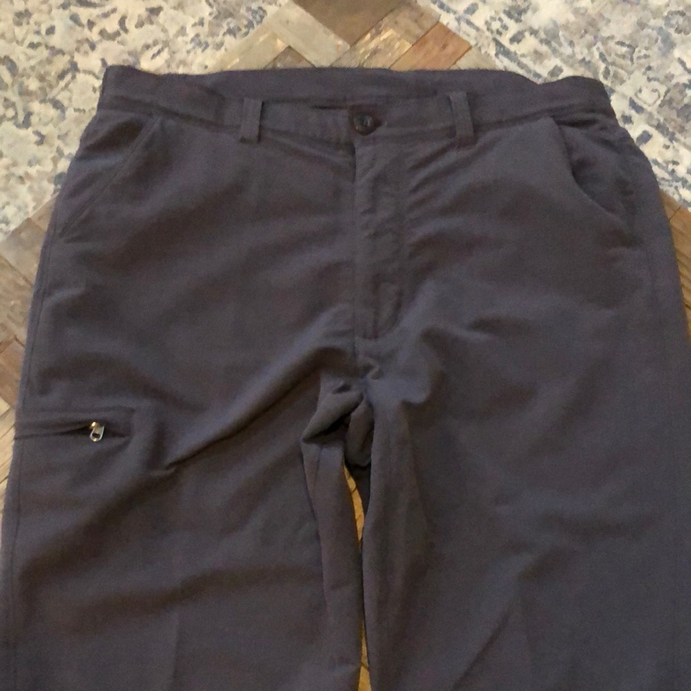 Patagonia Men’s Outdoor Pants Size 35